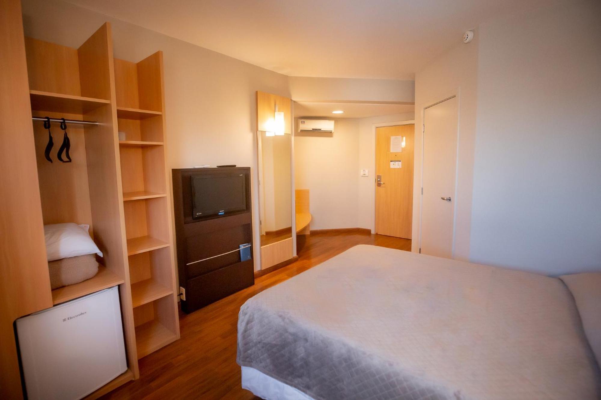 Zago Hotel لاجيس المظهر الخارجي الصورة